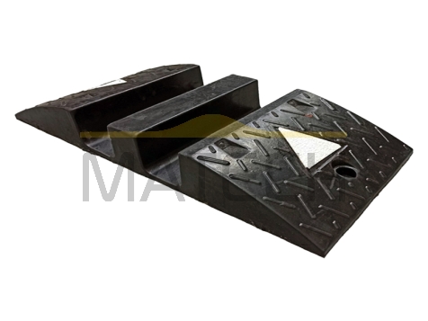 Gumowy przejazd kablowy 40 T - kanały 2 x ⌀90 mm - 850x300x100 mm