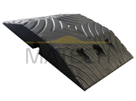 Gumowy próg podrzutowy 5cm - element środkowy czarny