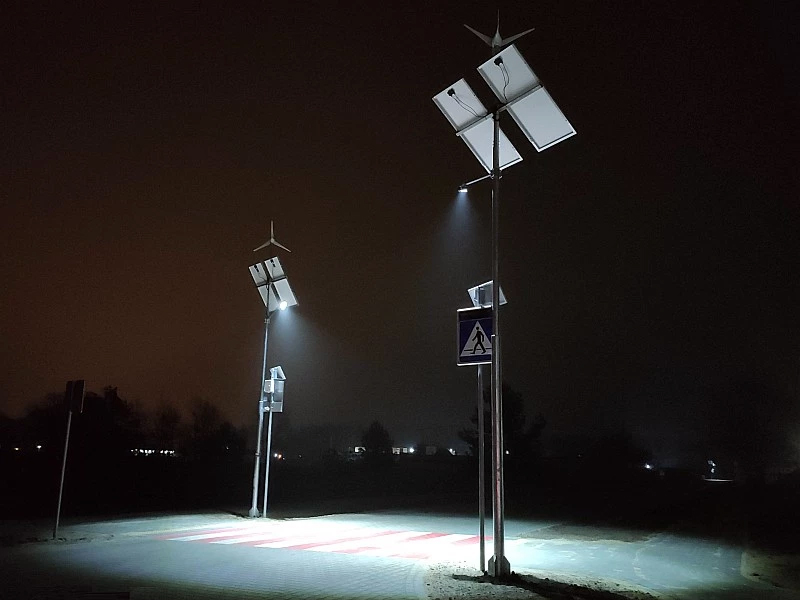 Lampa doświetlająca przejścia dla pieszych