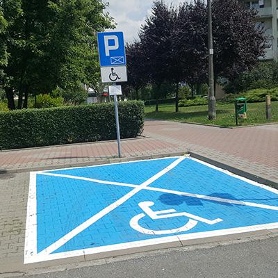 Miejsce dla niepełnosprawnych - niebieska koperta