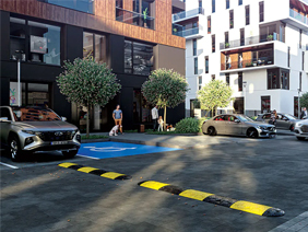 Próg podrzutowy na osiedlu mieszkaniowym