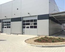 separatory ruchu montowane w celu ochrony elewacji